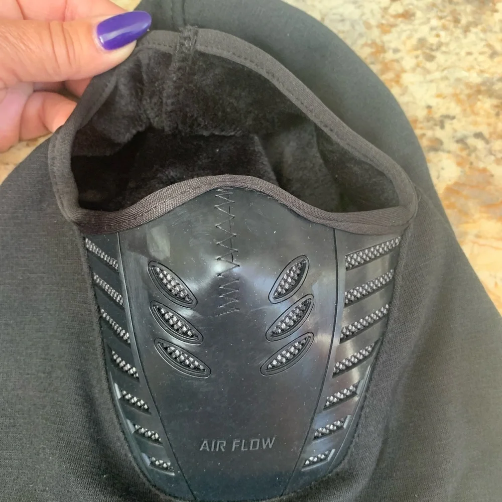 2 one SZ Men’s thermal fleece ski masks NEW, one w airflow filter for warmth.